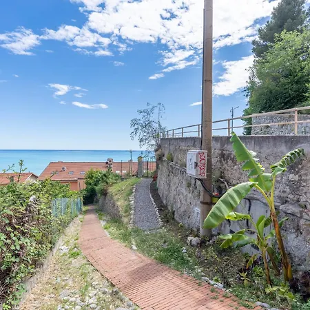 La Finestra Sul Mare - A Piedi - Parking * Ventimiglia